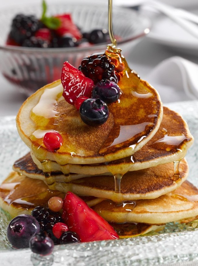 Should pancakes be stacked or eaten separately?
