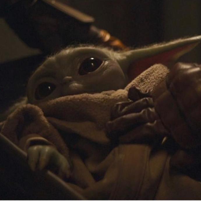 Does Elise looks like baby yoda?