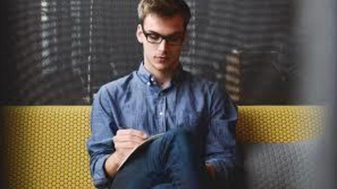 Girls, Do women find it harder to approach a "serious" guy?