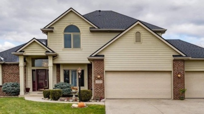 What makes the house owner attractive?