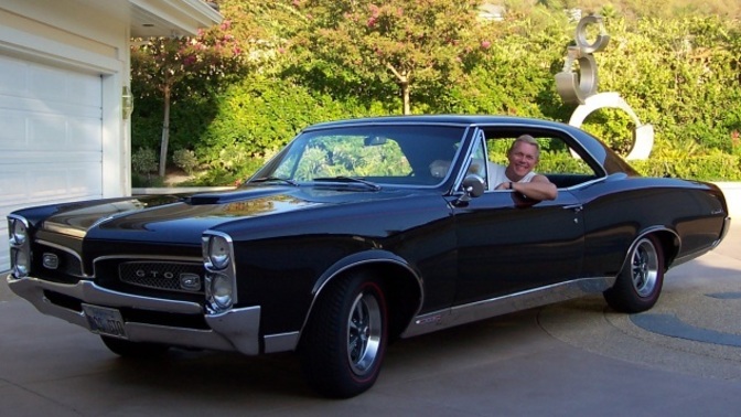 Which of these cars from Richard and Karen carpenter's collection is your favorite?