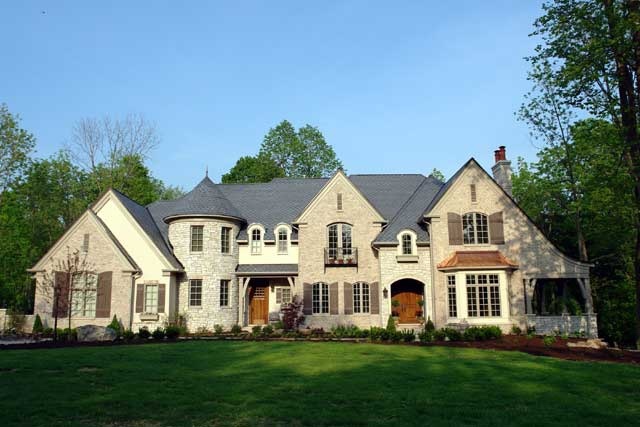 What are the pros and cons of being a house owner?
