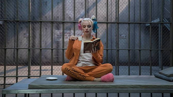 Somebody offered you a million dollars to sit in jail for a month would you?