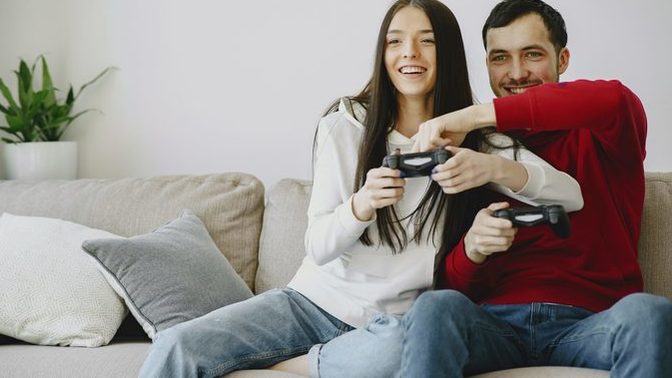 Should couples live together before getting married? Why or why not?