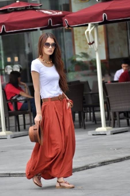 How many girls here like mini skirt and how many like long skirt?