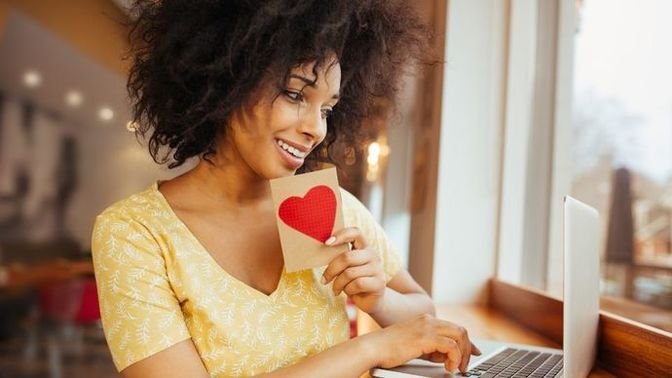 Do you get more attention from the opposite sex online or irl?