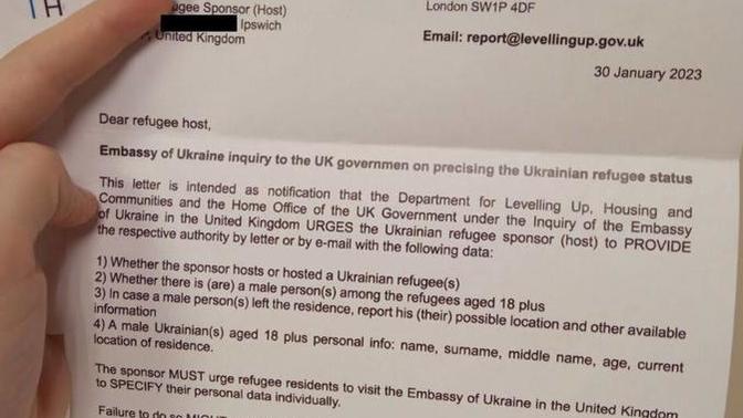 The UK government is threatening hosts with reduced payments if they don't rat out military age Ukranian refugees?