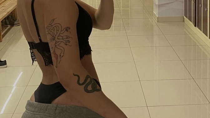 Do you respect girls who post such pictures on Instagram?