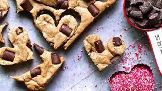 What are some homemade desserts that will make a girl heart heavy?