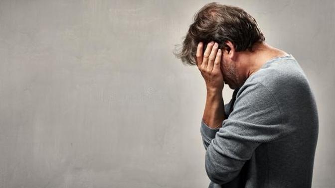 Which is worse, rejection or regret?