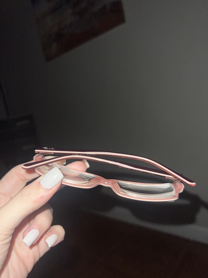 Is it normal for plastic frame glasses to fold like that (not down all the way)?