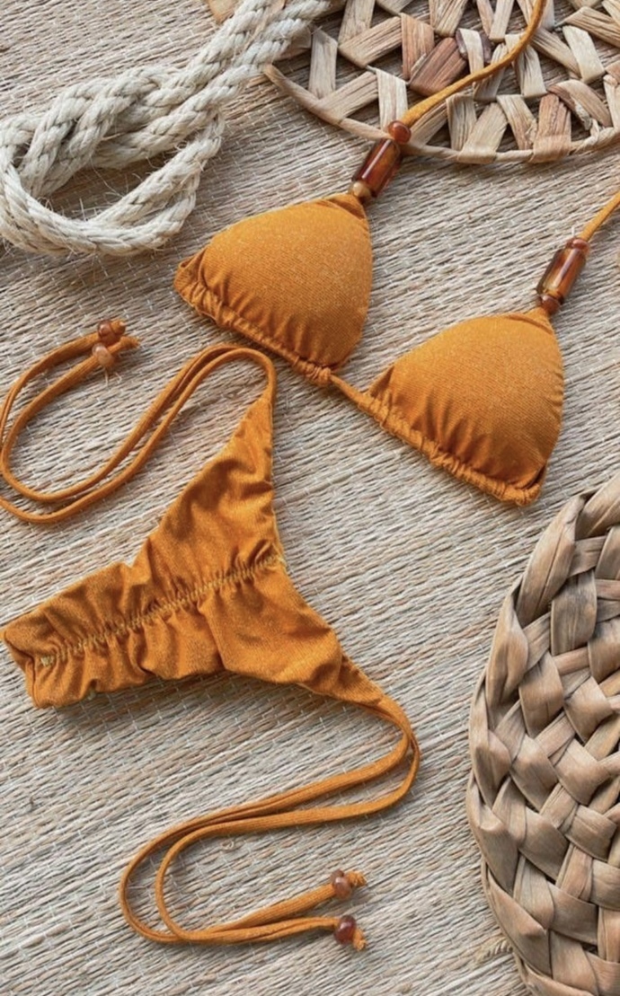 Guys, Which one is prettier?