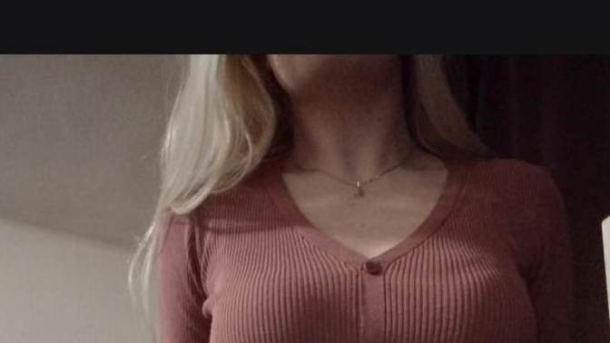 Is this outfit cute? What do you think of the color combination?