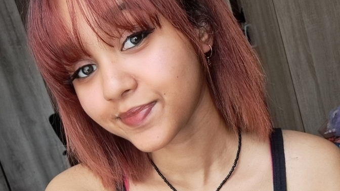 What color should I dye my hair?