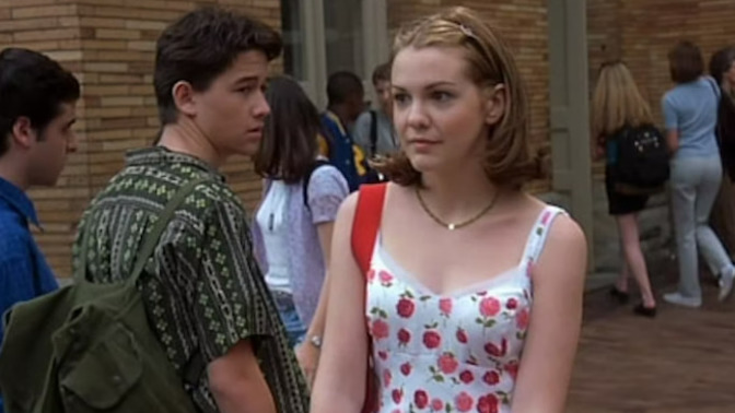 Why do people think dating was easier in the 90s-early 2000s?