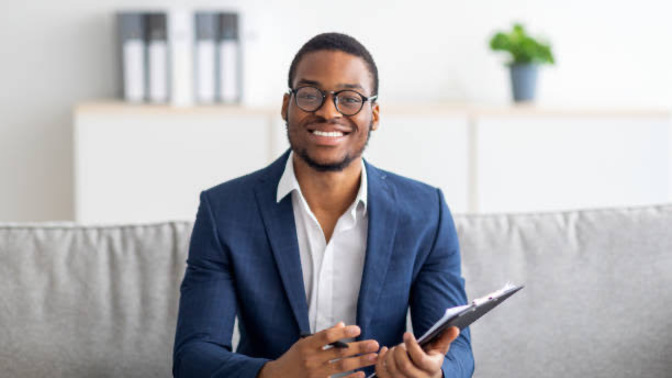 Ladies, who would you prefer to date? A therapist or a software developer?