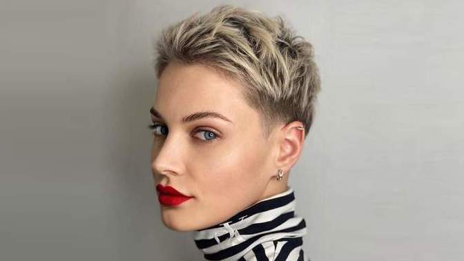 Guys, What length of hair do you prefer on a woman?