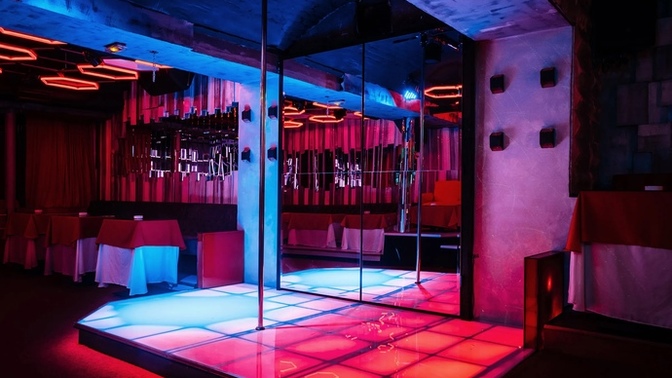 Are strip clubs good for going on first dates?