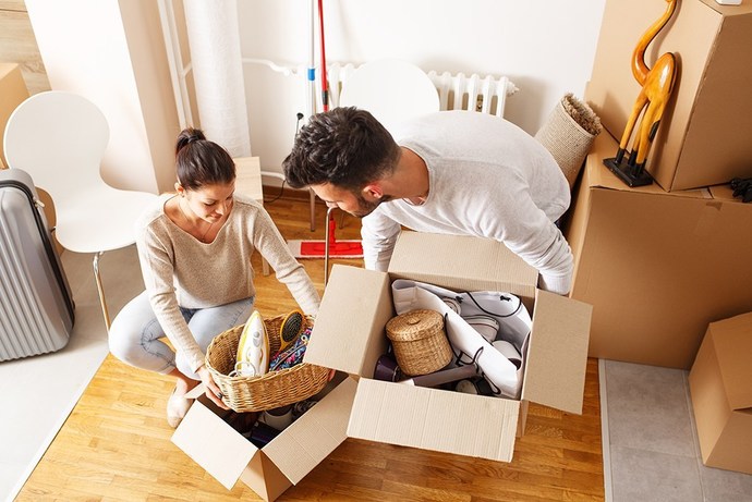 What is the worst weather to help someone move out?