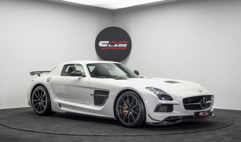 Which of these car pairs with similar colors is your favorite?