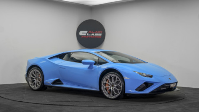 Which of these car pairs with similar colors is your favorite?