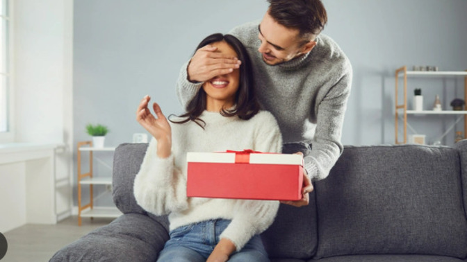 Is it okay to gift my girlfriend a 50 things I love about you book for her birthday?