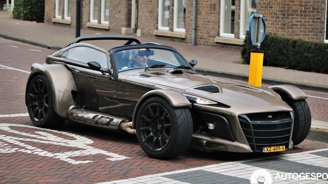 Which of these Apollo's/Donkervoort's/Spyker's is your favorite?