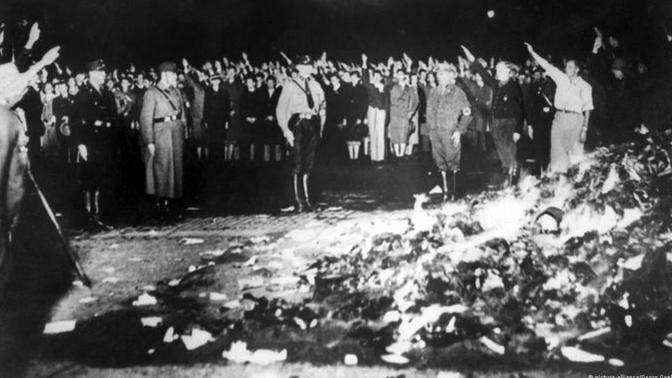 Do you support the fascist conservative book banning movement?