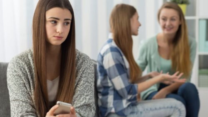 Do you think sometimes friends / people treat you poorly because they’re jealous of you?