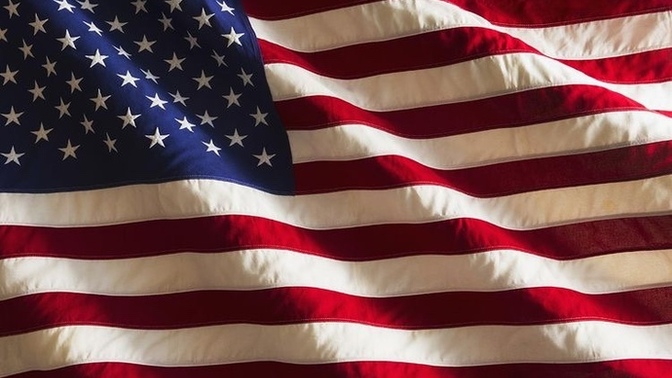 Does anyone here really like Americans 🇺🇸?
