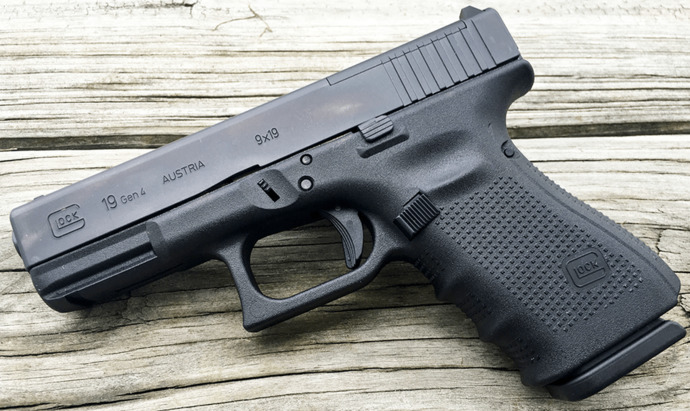 Should the AR-15 be Americas National Gun?