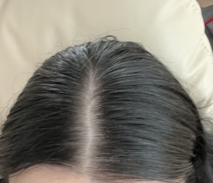 Please help, What do you think my NATURAL HAIR COLOUR is by my root regrowth?