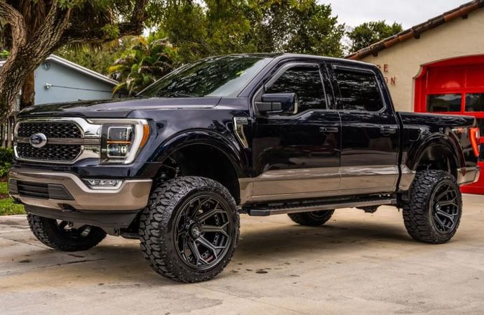 Which of these custom Trucks/SUVs from Soflojeeps is your favorite?