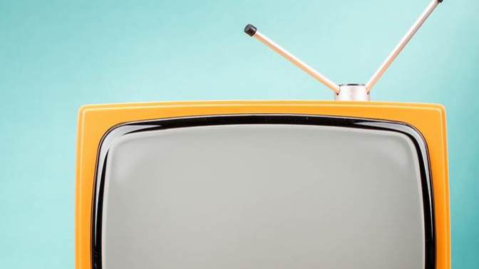 Does over-the-air TELEVISION in your country have commercial ADVERTISEMENTS?