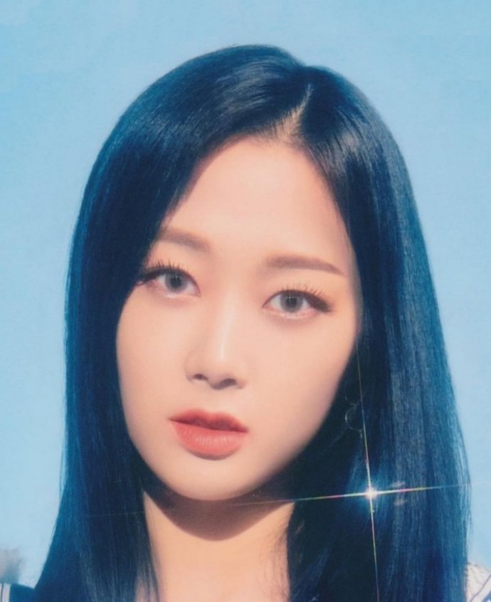 Do you think women with doll-like faces are attractive?