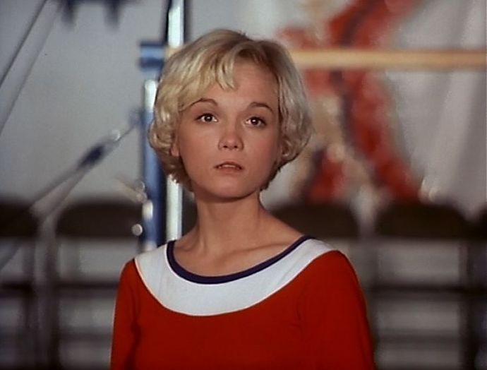 Cathy Rigby, gymnast, Peter Pan actress, pixie cut wearer.