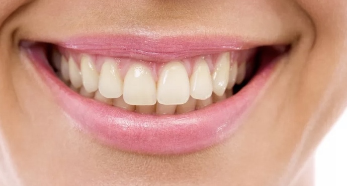 How yellow is too yellow when it comes to teeth in a potential partner?