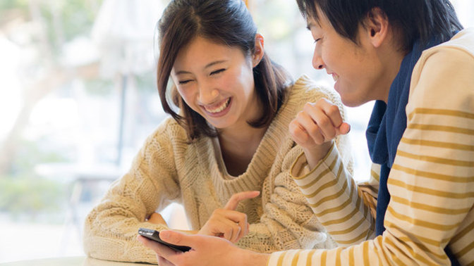 How do you become better friends with someone you like?