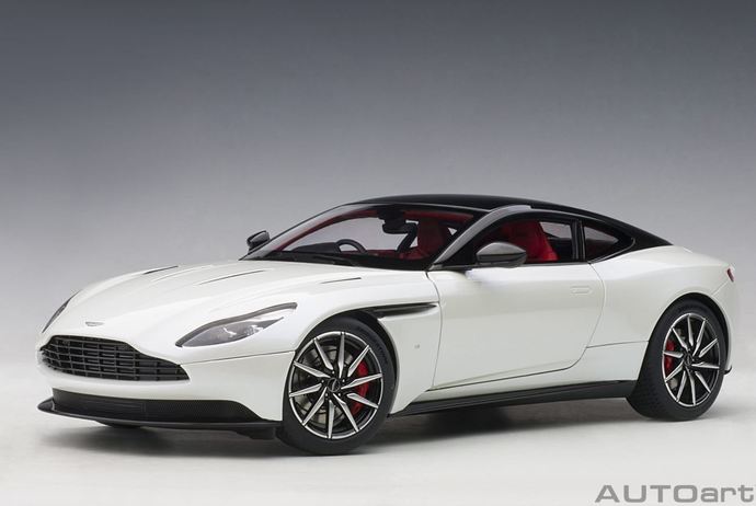 Which of these White AutoArt Models is your favorite, which one do you want to display?