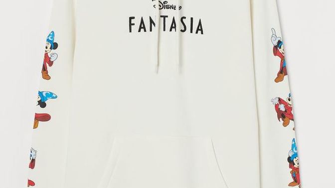 Girls, do you care if an adult guy wears t-shirts, hoodies, or any other clothes with any kind of cartoon/comic images?
