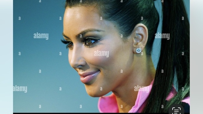 10/10? Most beautiful face ever?