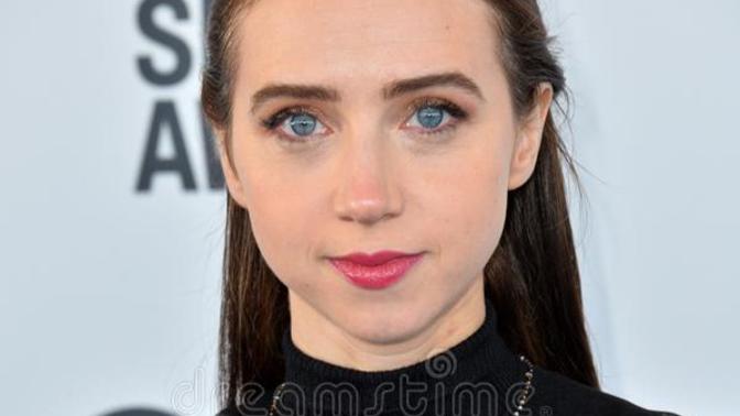 I just discovered Zoe Kazan. What would you rate her 1-10?