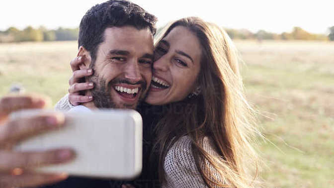 What would you do if your boyfriend/girlfriend never wanted to take a photo with you?