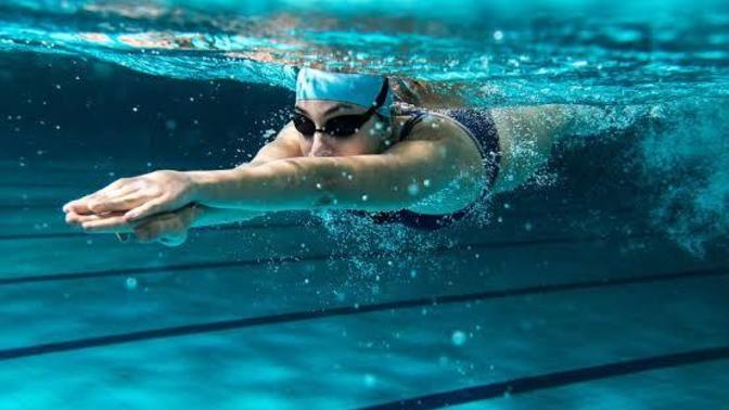 Swim in the sea or in a swimming pool?