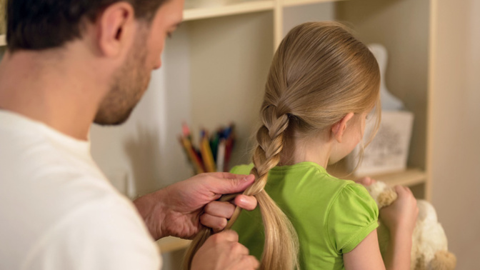 Do you think its feminine for a man to do his daughter’s hair?