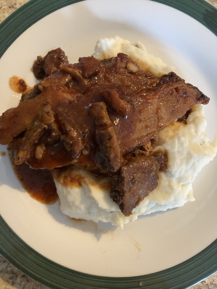 Do you like ribs with mash potatoes?