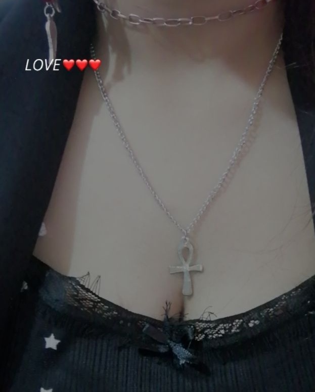 Hi, does the bracelet and necklace my friend bought have any meaning?