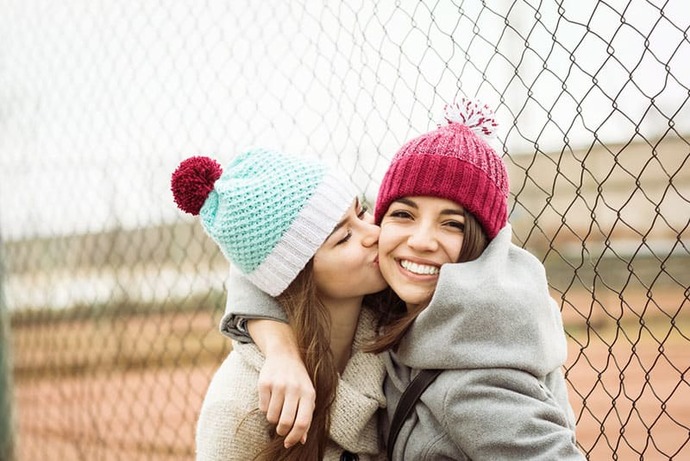 Can women be best friends, just like men?