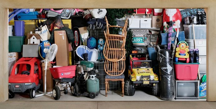 How do I learn to stop being a hoarder?