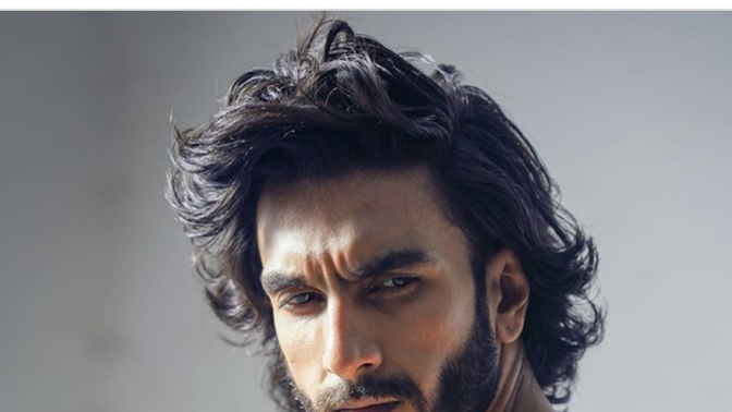 Girls, Does this guy have nice hair in your opinion?